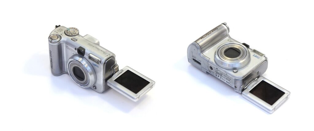 Compact Camera